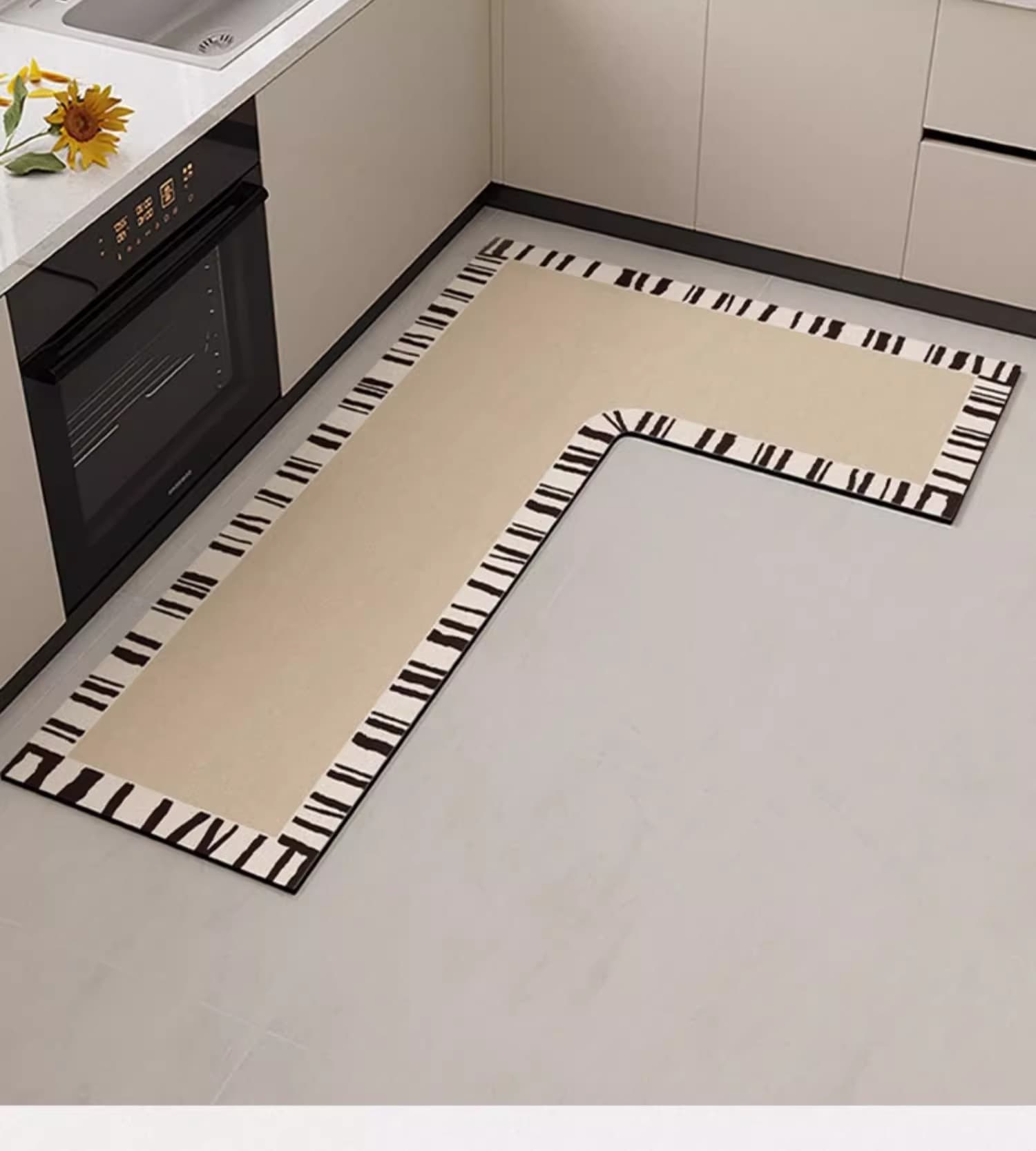 L字型で隙間にぴったりフィット 高級革調デザインのおしゃれキッチンマット