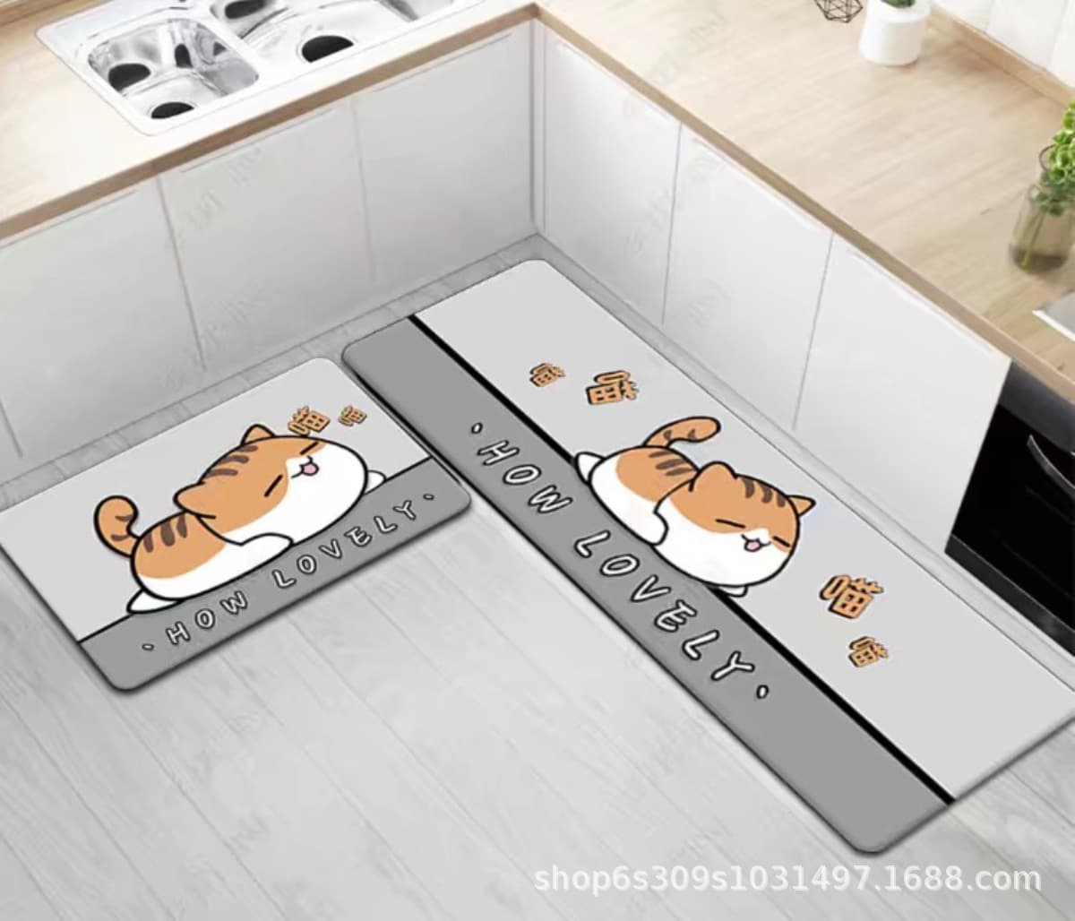 拭けるシンプルデザインで滑り止め付き！洗えるおしゃれキッチンマット