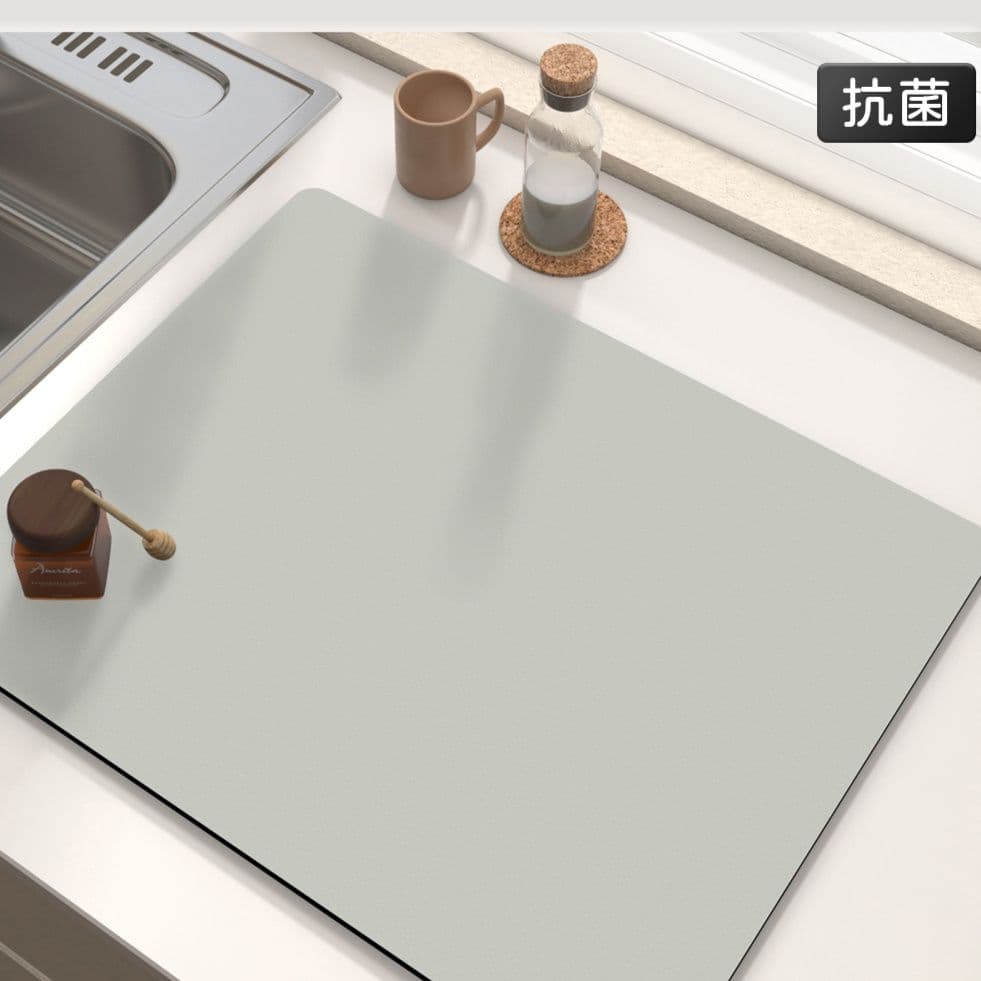 日式シンプルデザインで空間を彩る快適フィットのキッチンマット