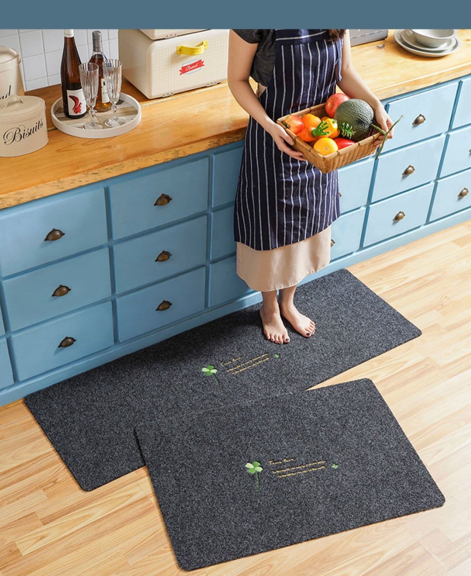 北欧風植物柄で汚れに強い撥水機能！洗えてずれにくいキッチンマット