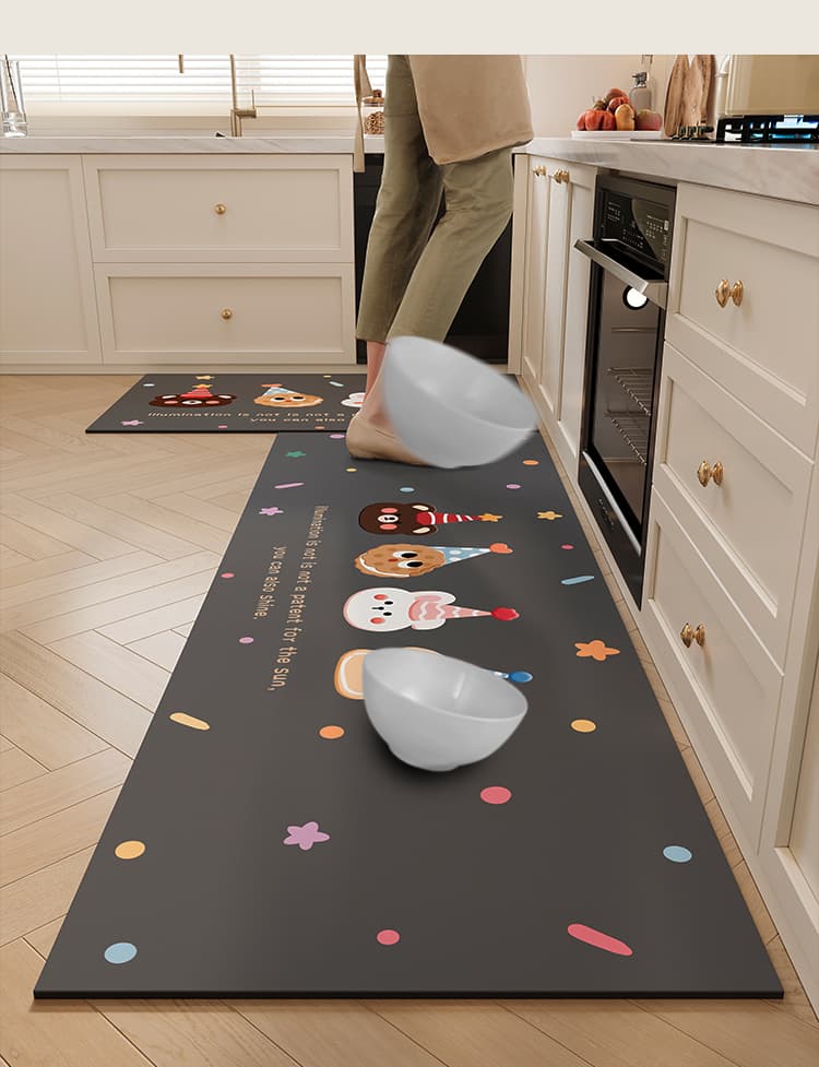吸水速乾でずれない！かわいいお菓子キャラクター柄キッチンマット270cm