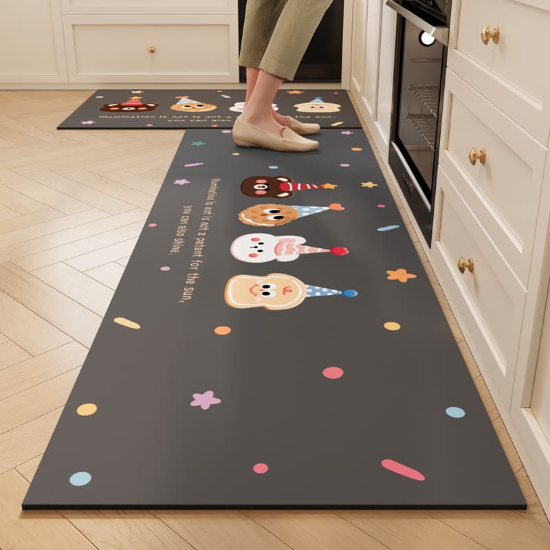 吸水速乾でずれない！かわいいお菓子キャラクター柄キッチンマット270cm