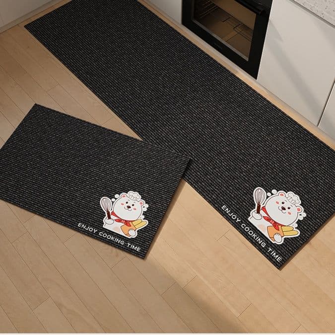 拭けるから手入れ簡単!防油撥水加工のおしゃれキッチンマット