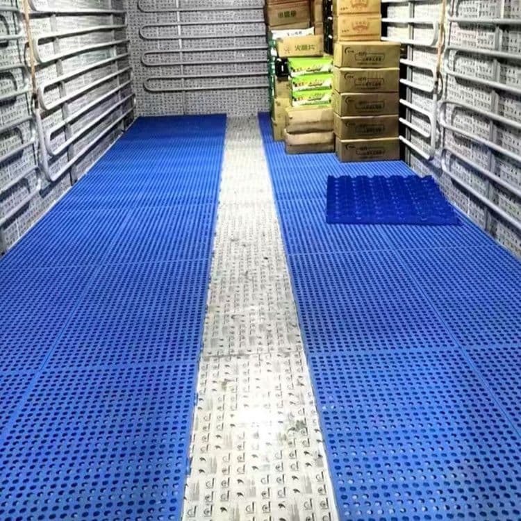 汚れに強く拭けるプラスチック製キッチンマット 60×240cm 滑り止め付き