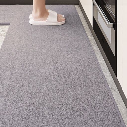 滑り止め付きで洗える!吸水性と北欧デザインの快適キッチンマット